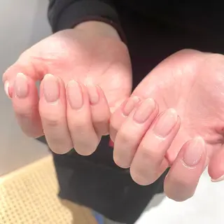 ネイル Rika🌼 シンプル•マグネットのネイルデザイン