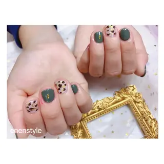 ショート ネイル 👑enen style👑のネイルデザイン