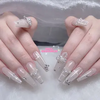 ネイル MoMoA Nail ネイル長さ出し専門店のネイルデザイン