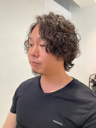 パーマ メンズ 大阪美容師 井上智博のヘアスタイル