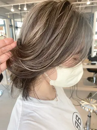 ショート カラー ヘアアレンジ ネイル マツエク・マツパ アイブロウ 井上 一平のヘアスタイル