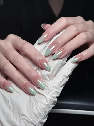 ミディアム TDnailsalon所属・T&D NailSalonのネイルデザイン