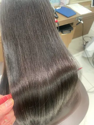 ロング パーマ 小池 絢女のヘアスタイル