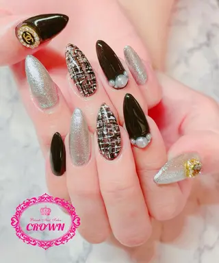 ネイル CROWN プライベートサロンのネイルデザイン