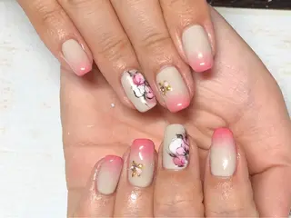 ネイル 𖡼 yumenoのネイルデザイン