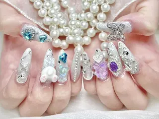 ネイル Hanya 🌈のネイルデザイン