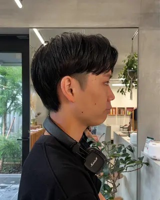カラー メンズ 鶴井 美空のヘアスタイル