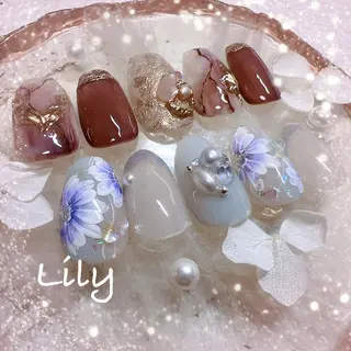 ネイル Lily*nail 🌻Mii🌻のネイルデザイン
