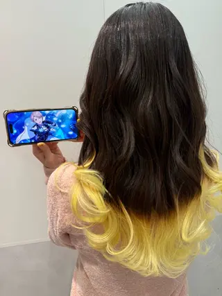 ロング カラー インナーカラー 推し ブリーチ 髪質改善のヘアスタイル