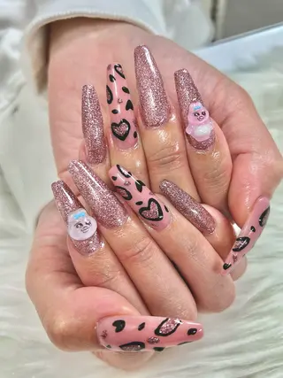 ネイル KIREIE Satomiのネイルデザイン