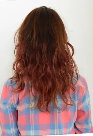 カラー 高岡 杏実のヘアスタイル