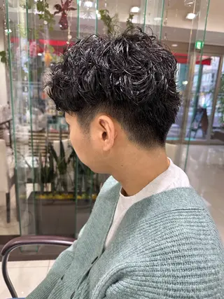 メンズ レイヤー 艶々カラーのヘアスタイル