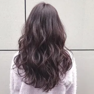 ロング カラー ヘアアレンジ Zina渋谷エリア マネージャShionのヘアスタイル