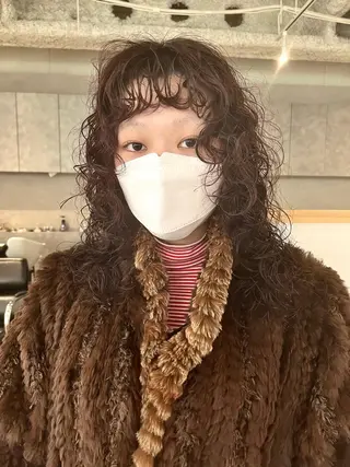 セミロング パーマ 桃果 momokaのヘアスタイル