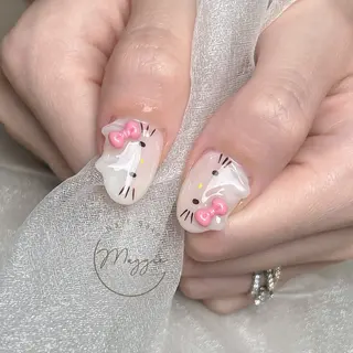 ネイル Maggie Nail🦩のネイルデザイン