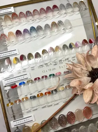 ネイル &robe 銀座 suzuのネイルデザイン