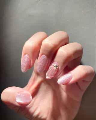 ネイル Rika🌼 シンプル•マグネットのネイルデザイン