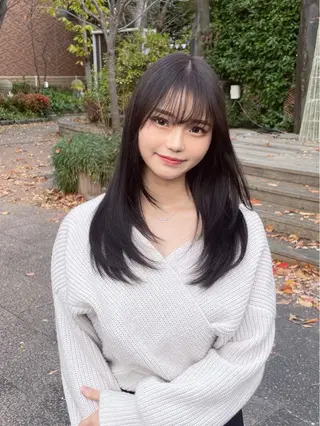 セミロング カラー 西村 れいのヘアスタイル