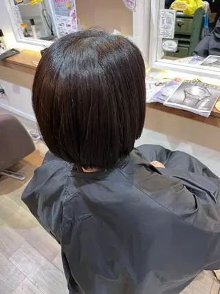 ショート カラー 武原 虹音のヘアスタイル