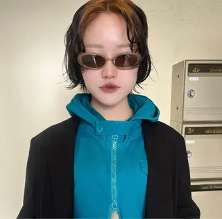 カラー sliver ・siki /YUIのヘアスタイル