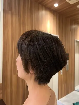 ショート 村中 逸紀のヘアスタイル
