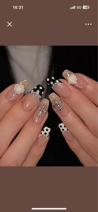 ネイル 金子 希のネイルデザイン