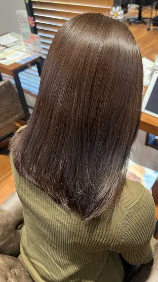 セミロング いくみ/豊橋 /艶カラー/髪質改善のヘアスタイル
