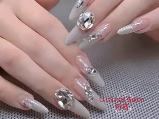 ネイル UMI ネイルサロン新宿🎀のネイルデザイン