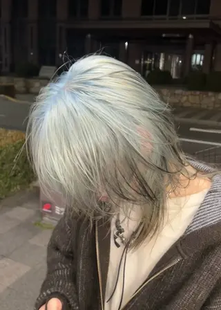 ミディアム カラー 松原 朱里のヘアスタイル