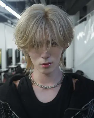 カラー メンズ 湖城 恵吾のヘアスタイル