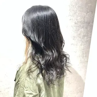 ミディアム カラー パーマ ヘアアレンジ メンズ キッズ ネイル マツエク・マツパ 切りっぱなしヘアボブ ミディアムヘアRYOのヘアスタイル