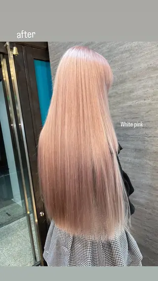 ロング カラー JIEN MIUのヘアスタイル