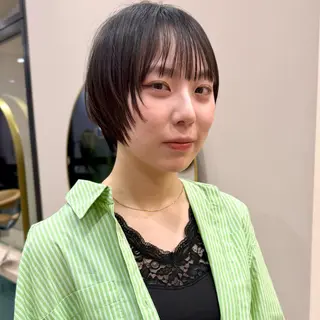 ショート 艶ブリーチカラー✨ ボブレイヤーSakiのヘアスタイル