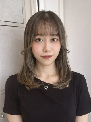 ミディアム ayumi🦖/ 似合わせカラー🤎のヘアスタイル