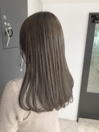 セミロング カラー 前髪顔周りカット 沼田　拓斗のヘアスタイル