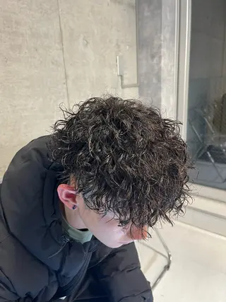パーマ メンズ 【毎朝セット3分】 メンズパーマ　真人のヘアスタイル