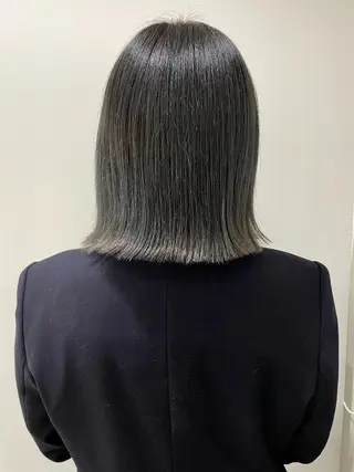 ショート カラー 山口 莉奈のヘアスタイル
