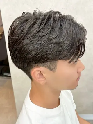 メンズ ニュアンスパーマ🌀 毛流れ🩶イザベラのヘアスタイル