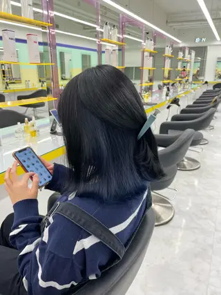 セミロング カラー 🦋色落ち綺麗カラー メンズYUZU🦋‪のヘアスタイル