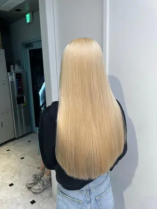 ロング カラー ブリーチカラー 🩵MIZUKIのヘアスタイル