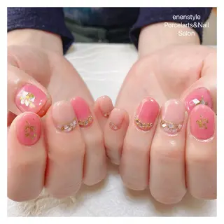 ショート ネイル 👑enen style👑のネイルデザイン