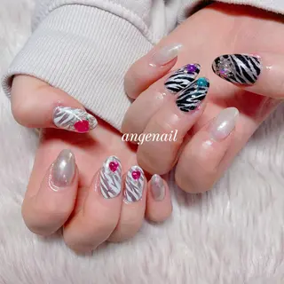 ネイル オーナーネイリスト MAKIのネイルデザイン