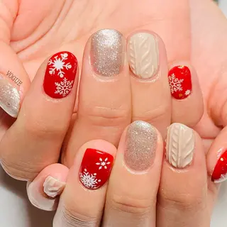 ネイル VOGUE ×SWANのネイルデザイン