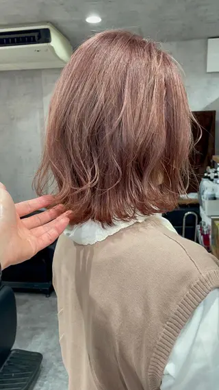ショート カラー ウルフ/デザイン/ 大阪/タカハシユウキのヘアスタイル