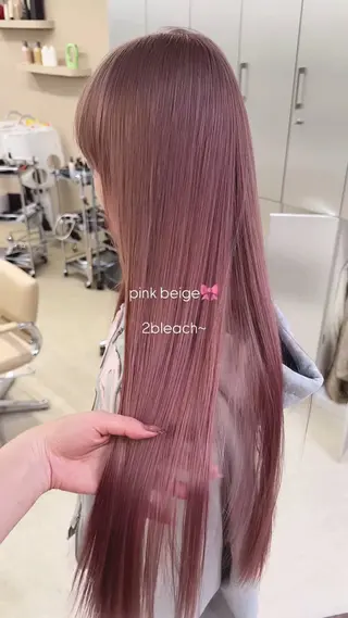 ロング カラー 🩶艶ハイトーン/似 合わせ/梅田🩶のヘアスタイル