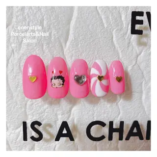 ミディアム ネイル 👑enen style👑のネイルデザイン