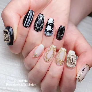 ミディアム ネイル 🐾enen style 🐾のネイルデザイン