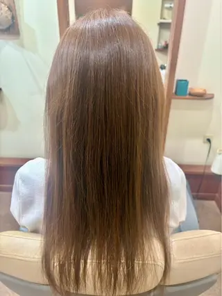 ミディアム LUĆIDO STYLE PLUS所属・丹生 典沙のヘアスタイル