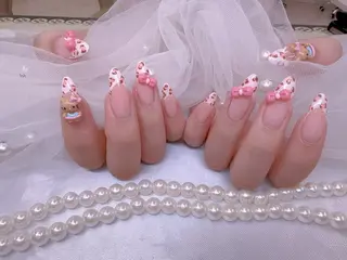 ネイル UMI ネイルサロン新宿🎀のネイルデザイン