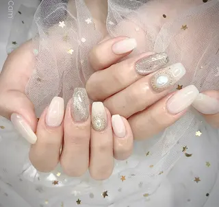 ネイル I-nailロング /ワンホン/キラキラのネイルデザイン